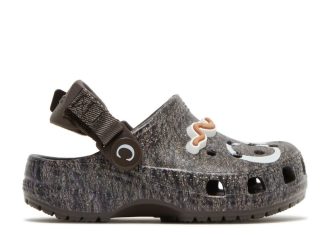 Anwar Carrots x Clog Kids “Soil – Espresso” Anwar Carrots x Clog Kids “Soil – Espresso”
