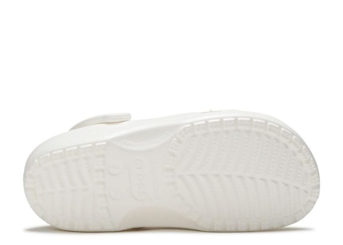 Bad Bunny x Classic Clog “Glow In The Dark” Bad Bunny x Classic Clog “Glow In The Dark”