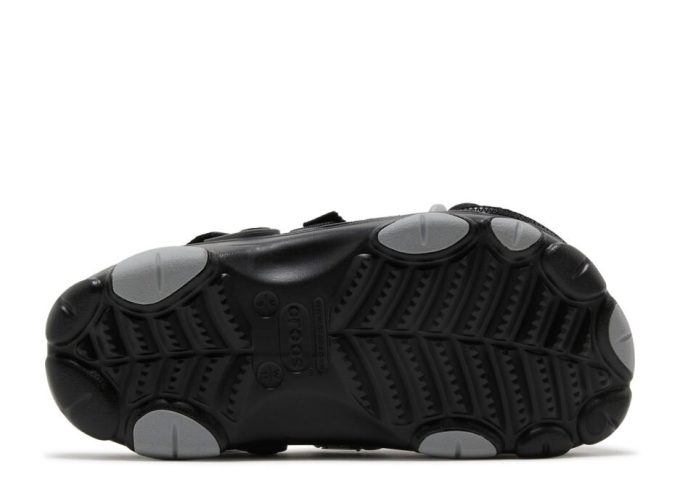 BEAMS x Classic All-Terrain Outdoor Clog “Grey Black” BEAMS x Classic All-Terrain Outdoor Clog “Grey Black”