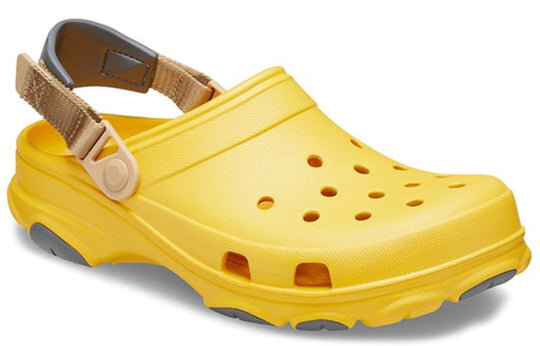 Crocs Classic Clog Beach Sandals Unisex Yellow 206340-700 Crocs Classic Clog Beach Sandals Unisex Yellow 206340-700