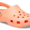 Crocs Classic clog Beach Unisex Red Sandals 10001-83E