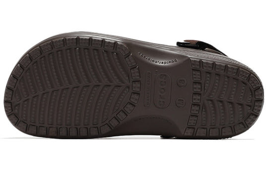 Crocs Classic Crocs Coffee Sandals 207142-206 Crocs Classic Crocs Coffee Sandals 207142-206