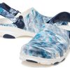 Crocs (WMNS) Classic All-Terrain Mossy Oak Clogs “Blue White” 207975