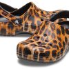 Crocs (WMNS) Classic clog animal Printing Beach Casual Sandals Leopard print 206676-90L