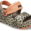 Crocs (WMNS) Hiker Xscape Animal Sandals “Khaki Leopard” 208611-2BY