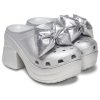 Crocs (WMNS) Siren Metallic Bow Clogs “Silver” 210050-0P1