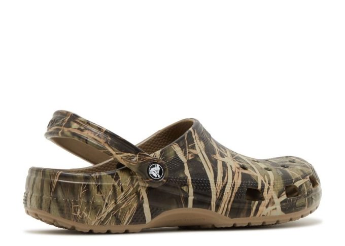 Realtree x Classic Clog V2 “Max-4 HD Camouflage”